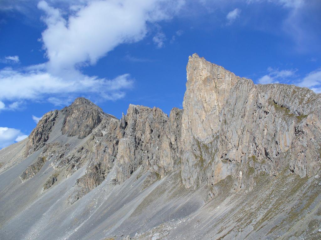 #9 Col des Rochilles : Crête de Lacha Col des Rochilles : Crête de Lacha