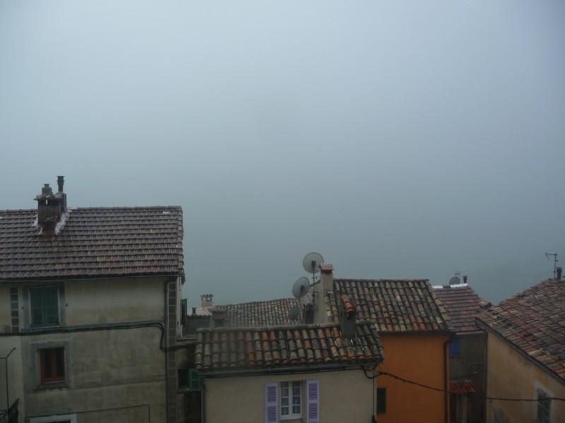 #30 les Chemins du Soleil : La belle vue de l les Chemins du Soleil : La belle vue de l'auberge à Aiglun le J3 !