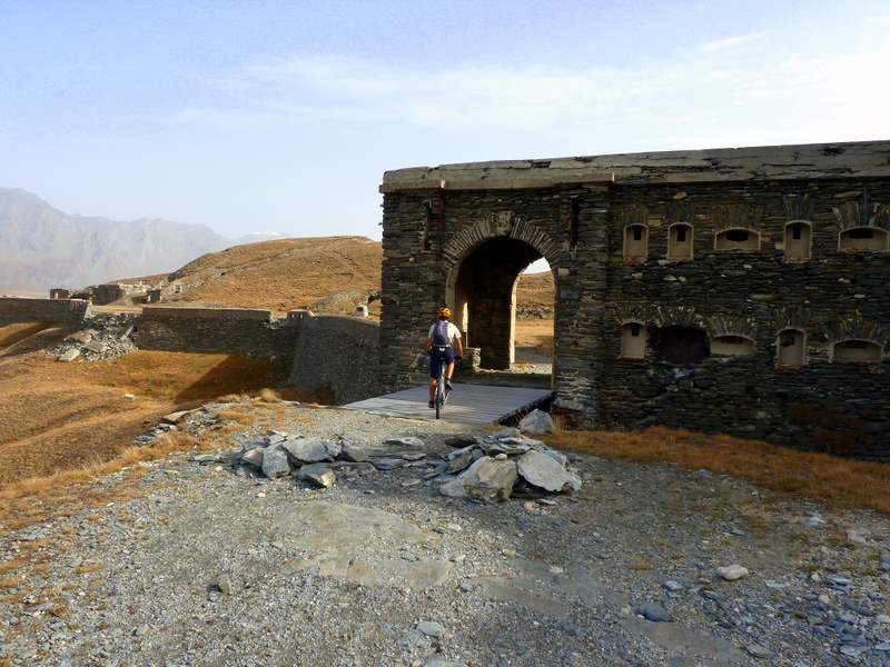 Fort de la Turra : L'entrée du fort