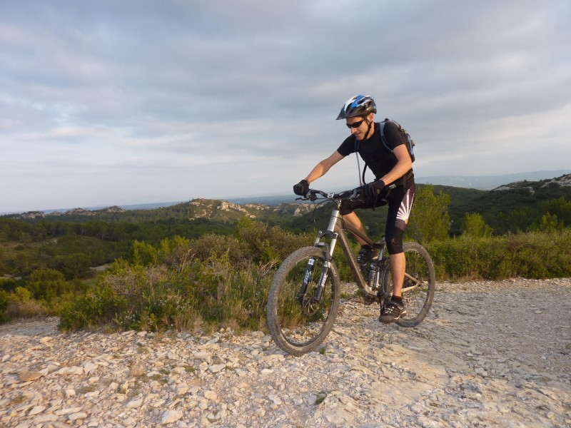 #3 Sur les crêtes : Un belle lumière sur la montagnette Sur les crêtes : Un belle lumière sur la montagnette