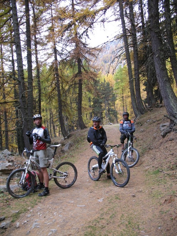 regroupement : prêt pour une dernière petite descente "Widman"