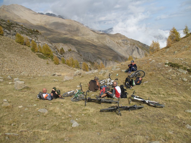 on est pas bien là ! : sur la crête de l'Arpion, bien connue des skieurs de rando