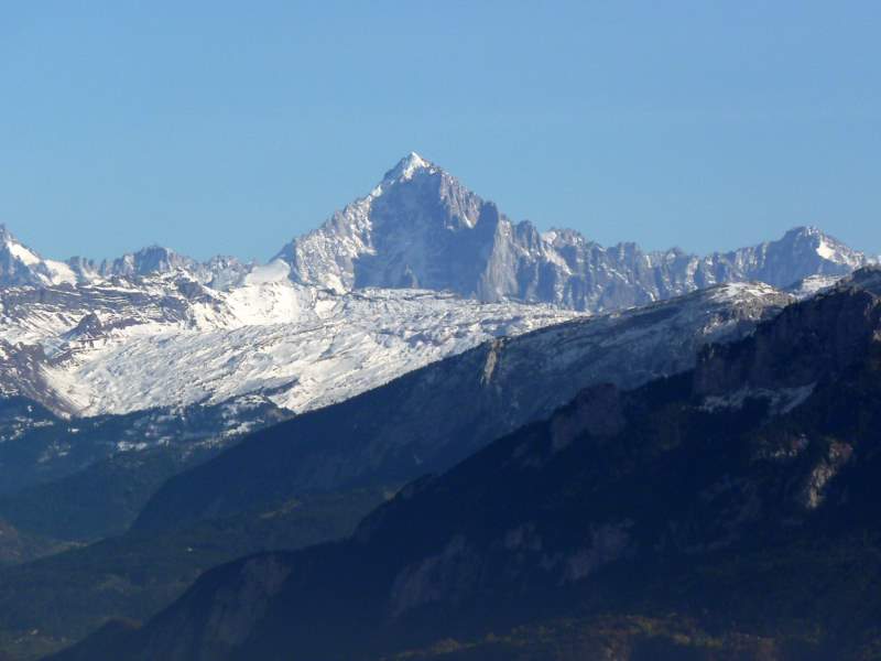 #3 Aig. Verte : Aig. Verte et Flaine assez faiblement enneigé Aig. Verte : Aig. Verte et Flaine assez faiblement enneigé