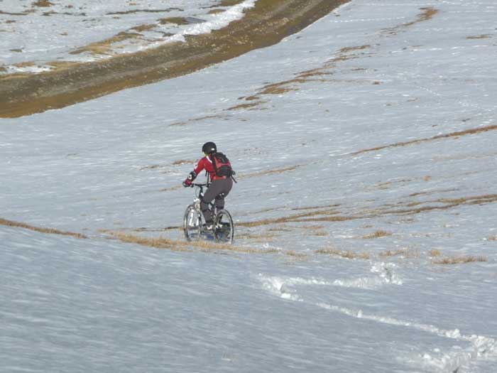 #6 Première neige : La neige plus fun que la boue ! Première neige : La neige plus fun que la boue !