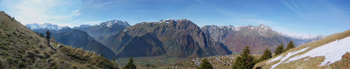 #13 Sentier depuis Villard : Sentier de Villard Reculas vers huez Sentier depuis Villard : Sentier de Villard Reculas vers huez