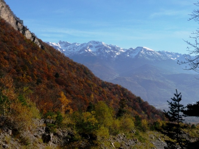 #7 Couleurs d Couleurs d'automne : avec le Trois Pics de Belledonne, la Grande Lance de Domène et le Grand Colon en arrière plan.