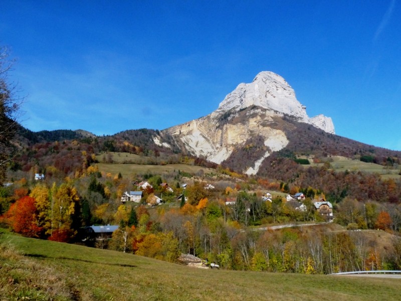 #3 Dent de Crolles : photo classique mais toujours aussi magnifique. Dent de Crolles : photo classique mais toujours aussi magnifique.