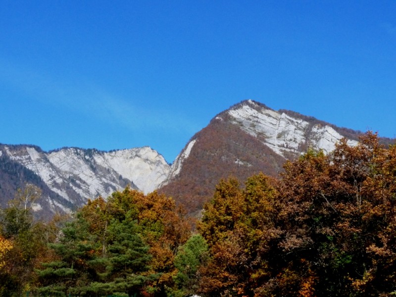 #1 Le Bec Charvet. : et le chateau de Nardent. Le Bec Charvet. : et le chateau de Nardent.