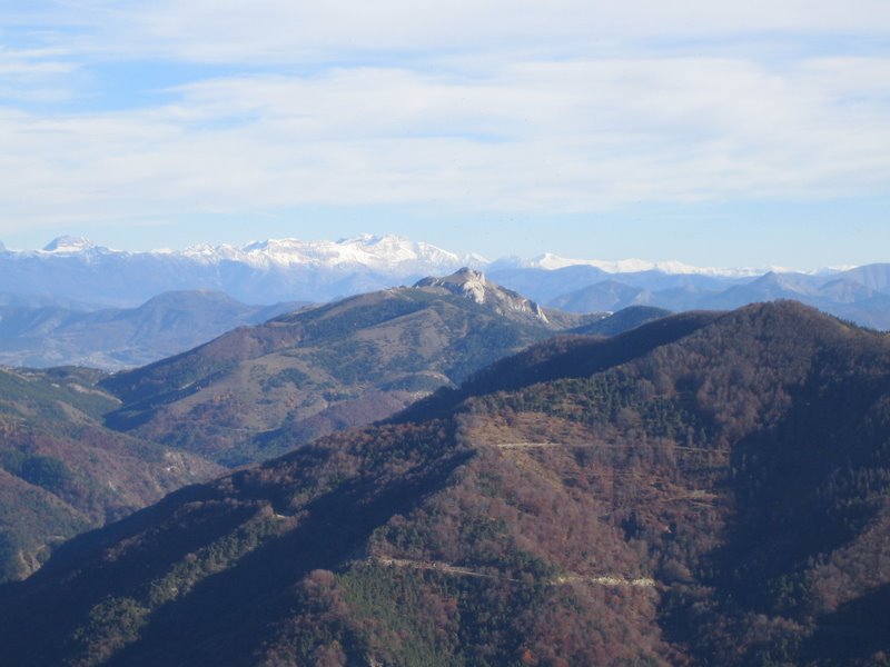 #4 Des montagne au fond : Avec de la neige Des montagne au fond : Avec de la neige