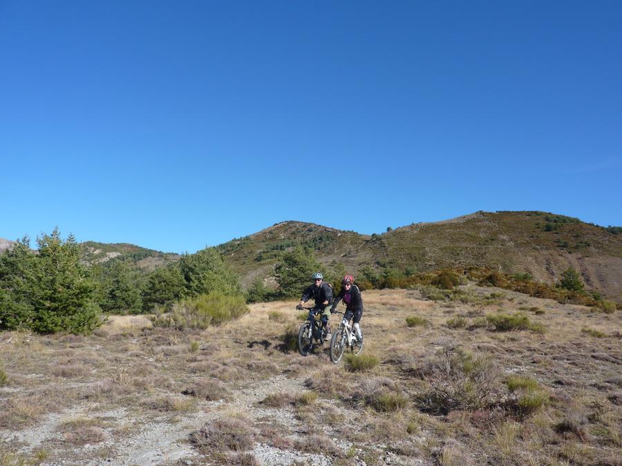 Jonction vers le col du Mont : Cette partie nous redonne le sourire