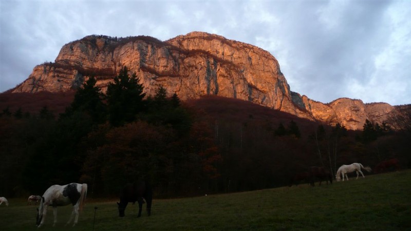 #9 Embrasement : D Embrasement : D'abord le Peney. Au sommet il y a 1 heure