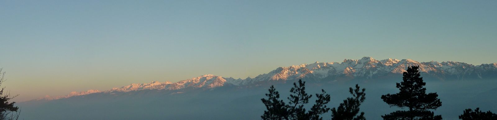 #7 Belledonne bis : panoramique au coucher du soleil Belledonne bis : panoramique au coucher du soleil