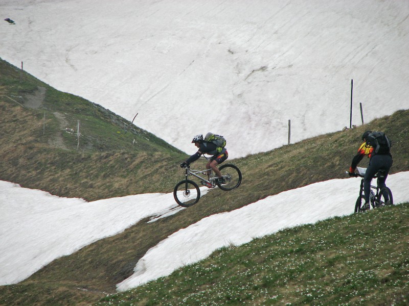 #21 Colle d Colle d 'Esischie : Descente entre les névés sur le colle d'Esischie
