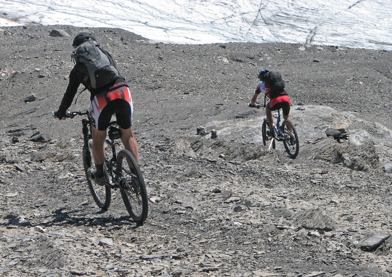 #15 Wildstrubel 15 : Descente du sommet du Wildstrubel Wildstrubel 15 : Descente du sommet du Wildstrubel