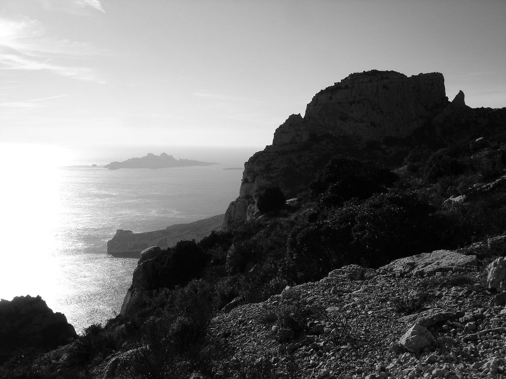 #15 Noir et blanc : Riou, Cap Morgiou, Candelle Noir et blanc : Riou, Cap Morgiou, Candelle