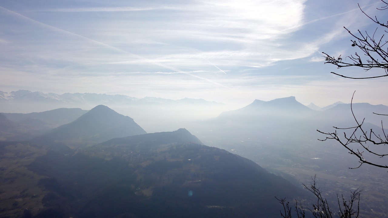 brume : depuis la crête du Peney