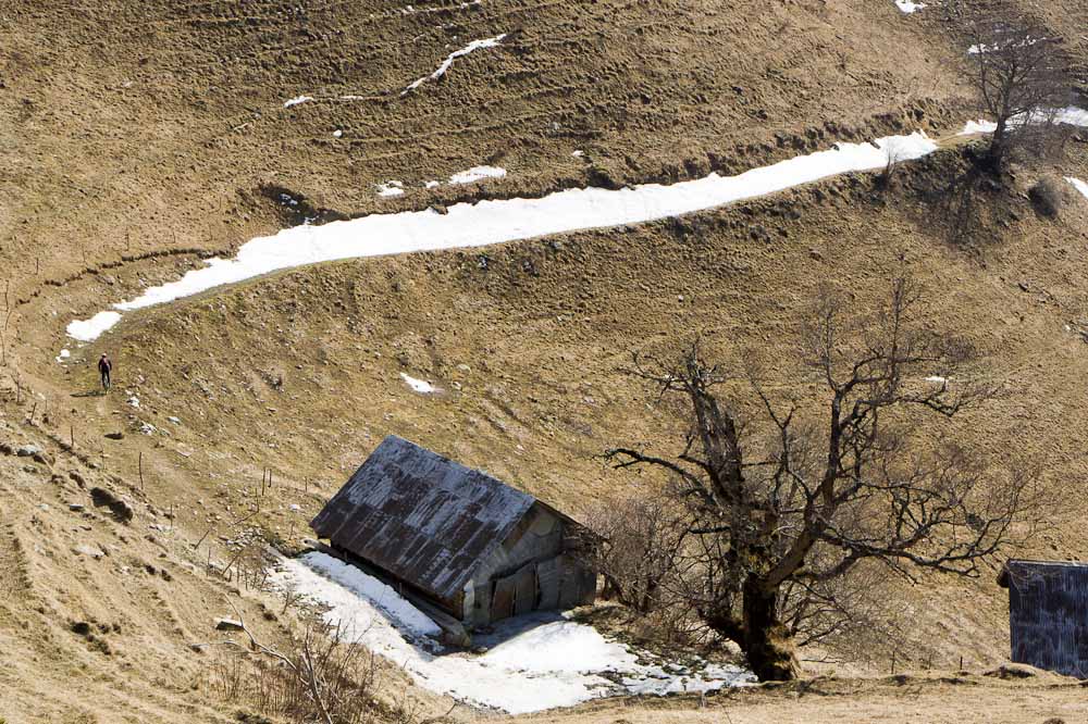 #7 Les Chalets de l Les Chalets de l'Arpeyron : et la piste assez enneigée