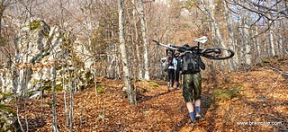 #2 Les 3 Becs : Le départ, portage tranquille... Les 3 Becs : Le départ, portage tranquille...