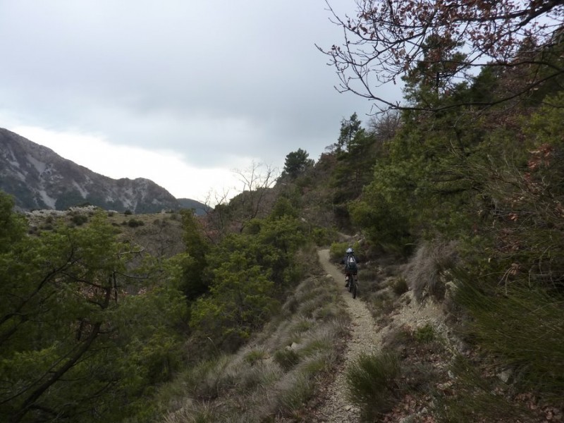 #6 Arrivée sur Castel d Arrivée sur Castel d'Ongrand : Génial