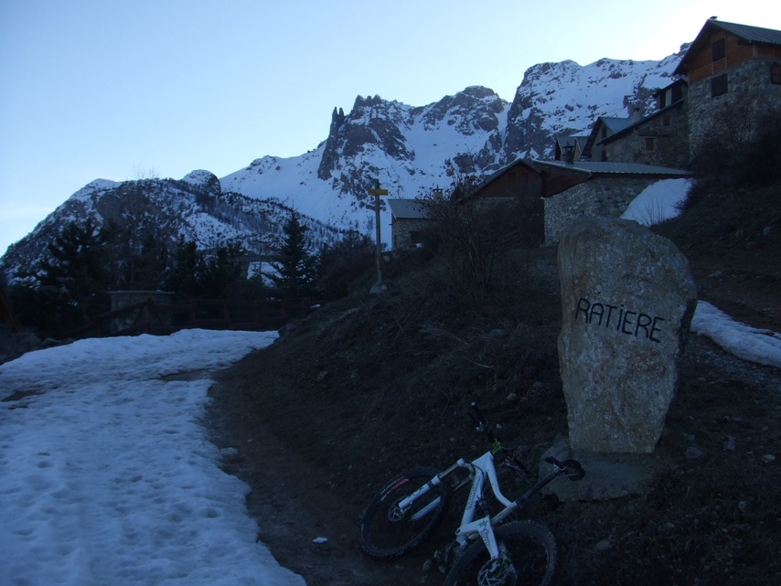 #1 Ratière : Après une petite séance de poussette... Ratière : Après une petite séance de poussette...