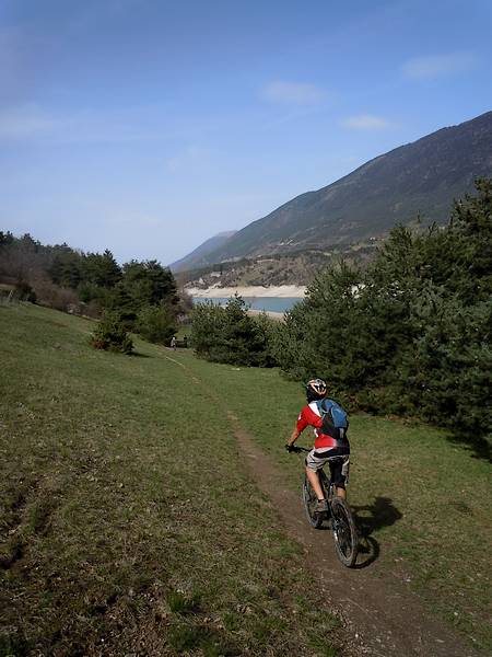 #4 arrivée sur le lac, c arrivée sur le lac, c'est la marée basse actuellement