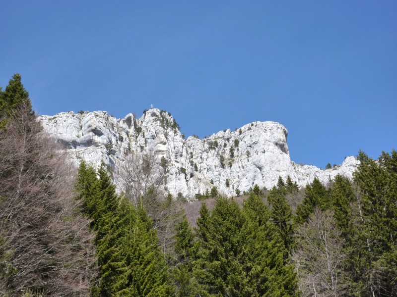 #8 croix de bois ou croix de fer? : La croix du Mont Outhéran sans son acrobate! croix de bois ou croix de fer? : La croix du Mont Outhéran sans son acrobate!