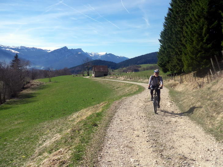 #2 Départ : Piste tranquille jusqu Départ : Piste tranquille jusqu'au col du Mollard