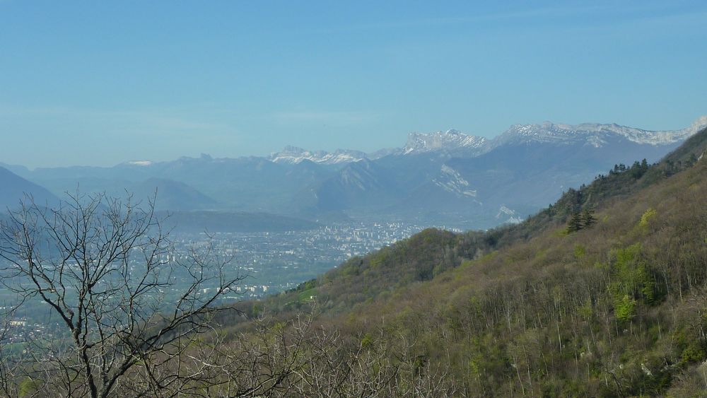 #1 barriere Est du Vercors : etonnant de voir encore quelques névés resister en juillet... barriere Est du Vercors : etonnant de voir encore quelques névés resister en juillet...