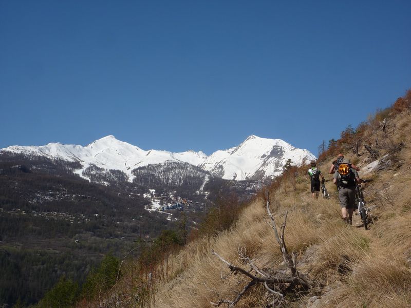 #2 La Blanche : Pas si pire la vue à la montée La Blanche : Pas si pire la vue à la montée