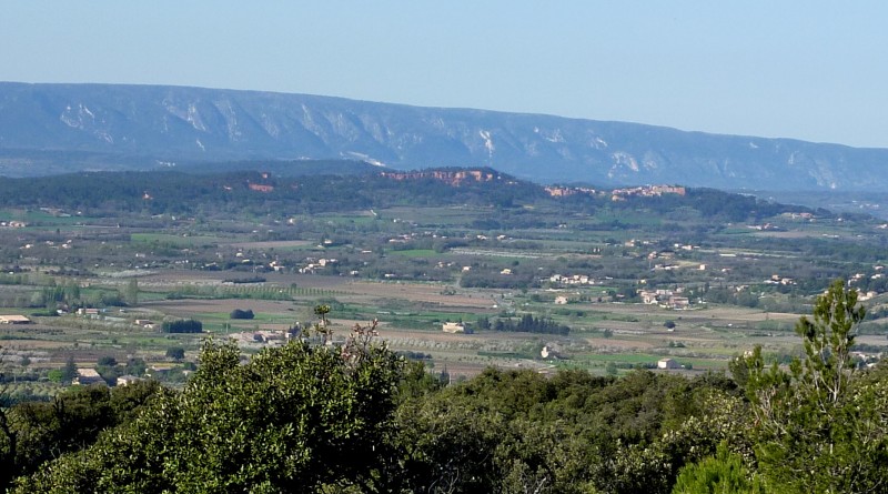 Le petit Luberon : et le village de Roussillon