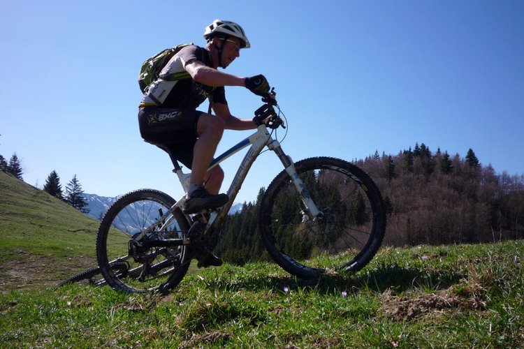 #1 Alpage nous voilà : Juste avant le raidillon à cailloux. Le plaisir de rouler est vraiment là! Alpage nous voilà : Juste avant le raidillon à cailloux. Le plaisir de rouler est vraiment là!