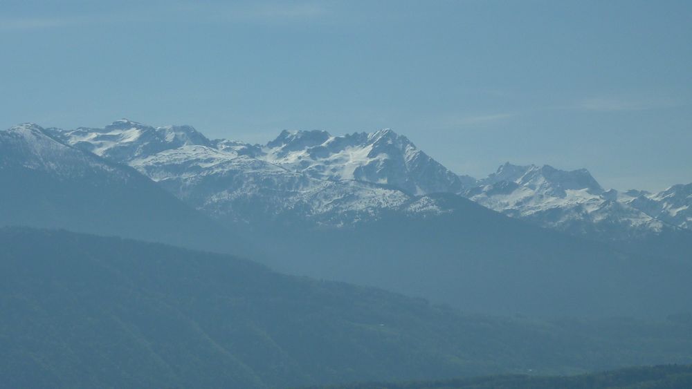 #3 Belledonne : Grand Miceau et Grands Moulins au centre Belledonne : Grand Miceau et Grands Moulins au centre