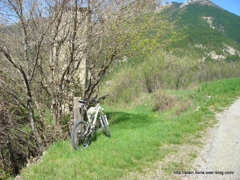 Saint Benoît : Départ du single d'Aucelon