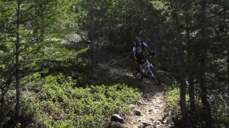 #1 Descente de Combe Chauve : Tirage de bourre dans les épingles !! Descente de Combe Chauve : Tirage de bourre dans les épingles !!