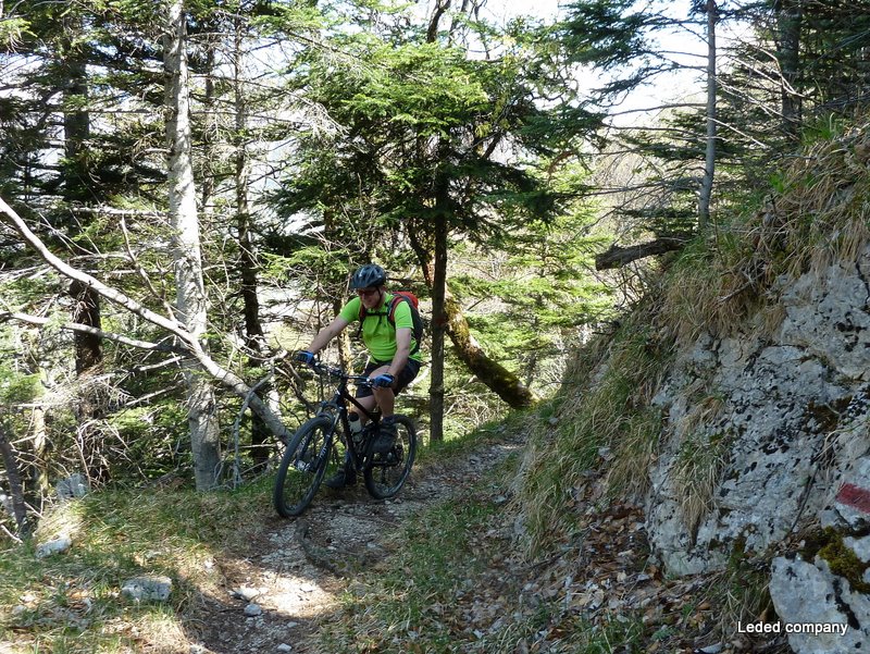 Bertrand : Joli monotrace du Glandasse toujours roulant à la montée.