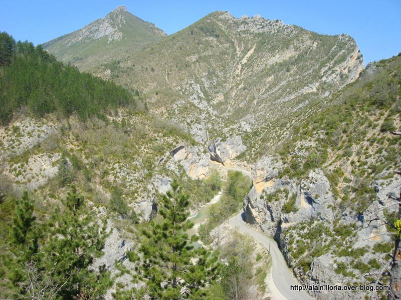 Saint Benoît : Vue sur la Roanne