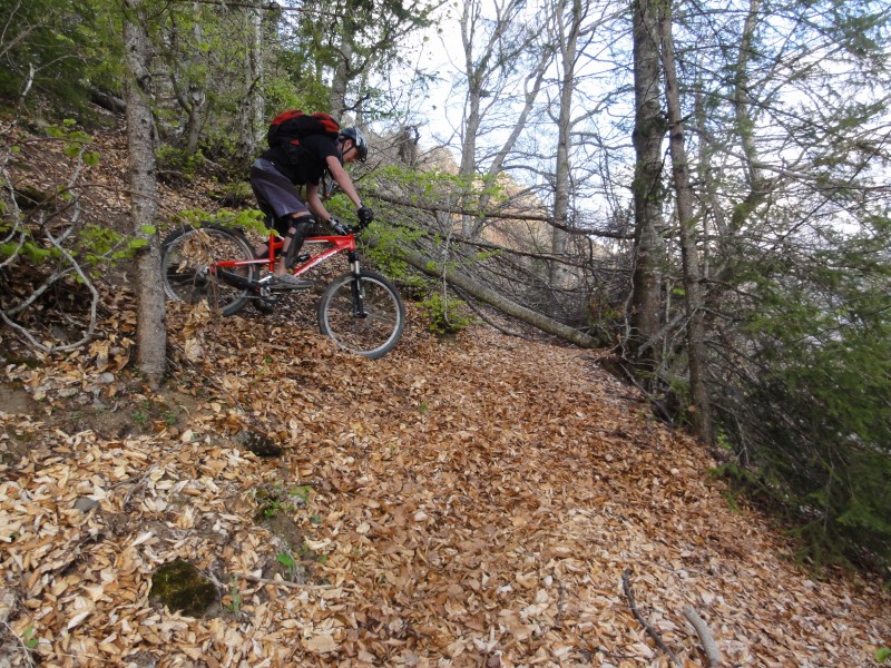 #6 Début de la descente : ça épingle dès le début ! Début de la descente : ça épingle dès le début !