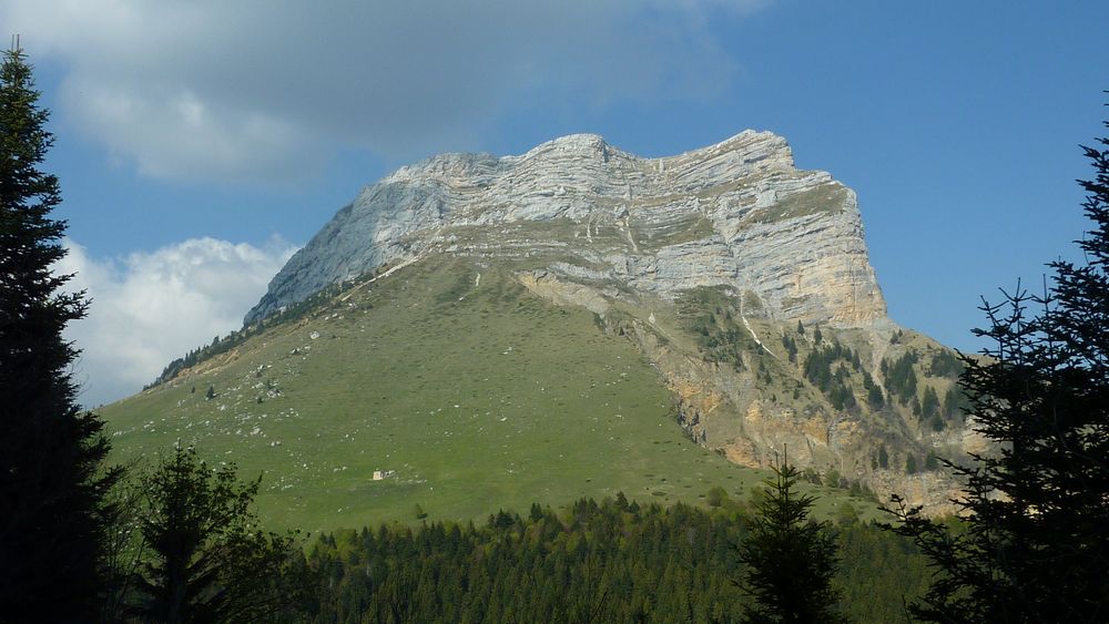#3 Dent de Crolles : la prairie est bien verte Dent de Crolles : la prairie est bien verte