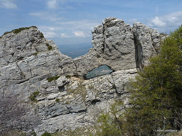 #23 Pas de la Laveuse : 800m plus haut, le décor ressemble aux sangles de Chartreuse Pas de la Laveuse : 800m plus haut, le décor ressemble aux sangles de Chartreuse