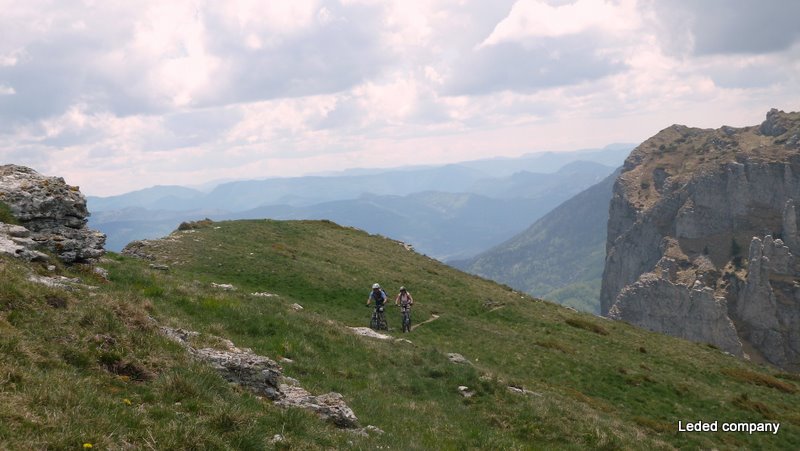 #9 Gilles et Chrissou : montée à la Pelle (1545m) Gilles et Chrissou : montée à la Pelle (1545m)