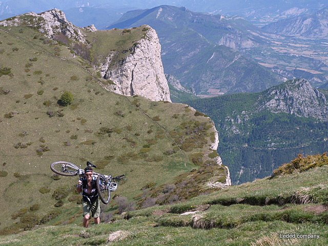 #4 Gilles : presque au sommet du Veyou (1589m) Gilles : presque au sommet du Veyou (1589m)