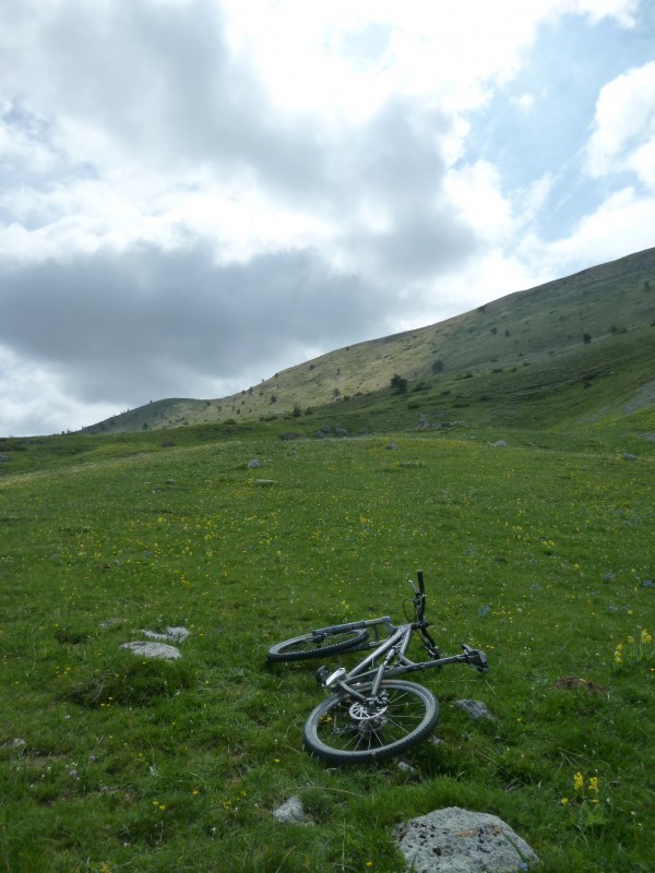 #16 Serrière Cabane : bientôt cette crête tant attendue.. Serrière Cabane : bientôt cette crête tant attendue..