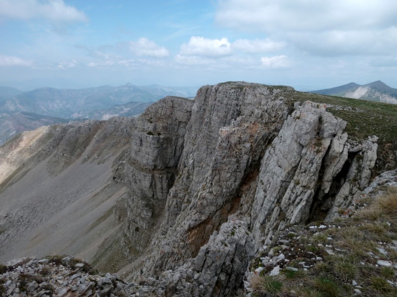 #26 Les Monges : et ses falaises sauvages Les Monges : et ses falaises sauvages