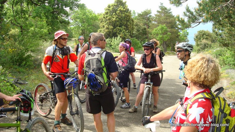 Montée de la première boucle : Petite pause à l'ombre