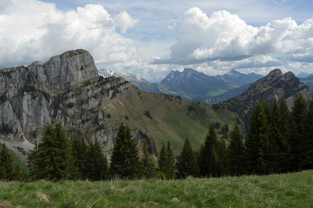 Roc des Tours : et l'Etale au fond