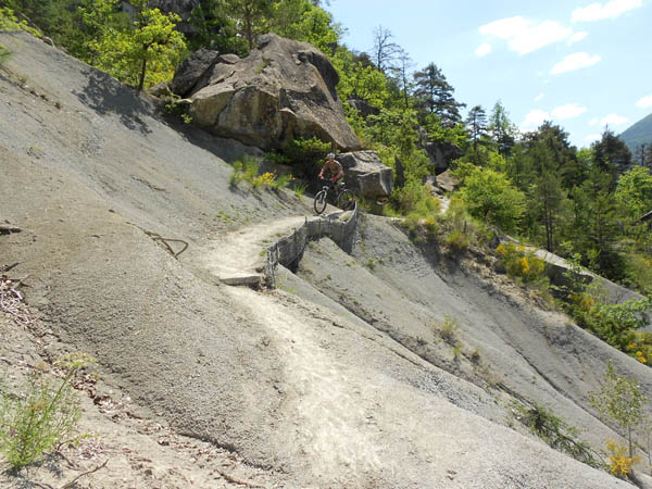 Final vers Annot : Régal dans les marnes.