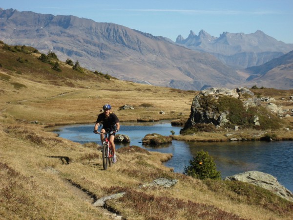 #6 Lac Noir. : Première sortie de la bicyclette rouge, un vrai test. Lac Noir. : Première sortie de la bicyclette rouge, un vrai test.