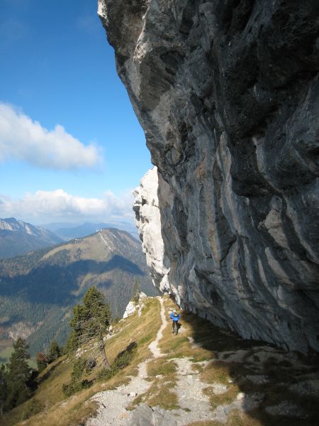 #8 Sangle de la Barrère 4 : Toujours le long des falaises Sangle de la Barrère 4 : Toujours le long des falaises