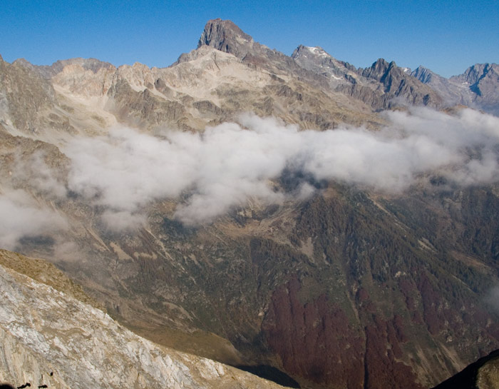 #2 Le vallon des Souffles : Ca n Le vallon des Souffles : Ca n'a pas l'air trop roulant, mais avec l'Olan qui domine, c'est bôôôô
