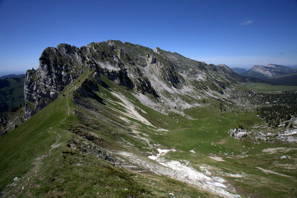 #11 Lances de Malissard : et le versant nord du col de Bellefont Lances de Malissard : et le versant nord du col de Bellefont